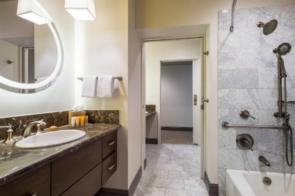 Warwick San Francisco Hotel image 24